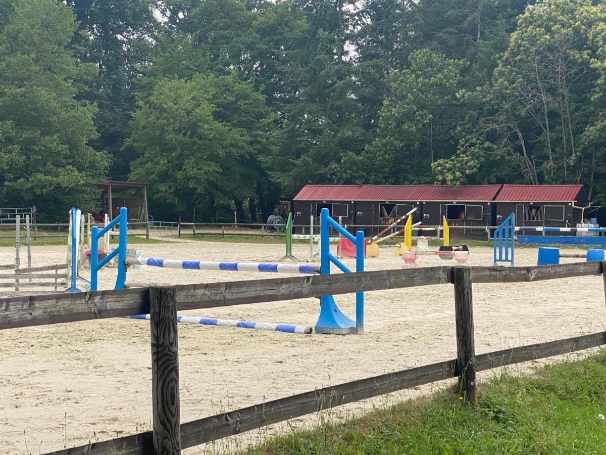 Maison Dans Parc Prive, Sports Et Loisirs Proche Golf Du Coudray Montceaux Ле-Кудре-Монсо Экстерьер фото